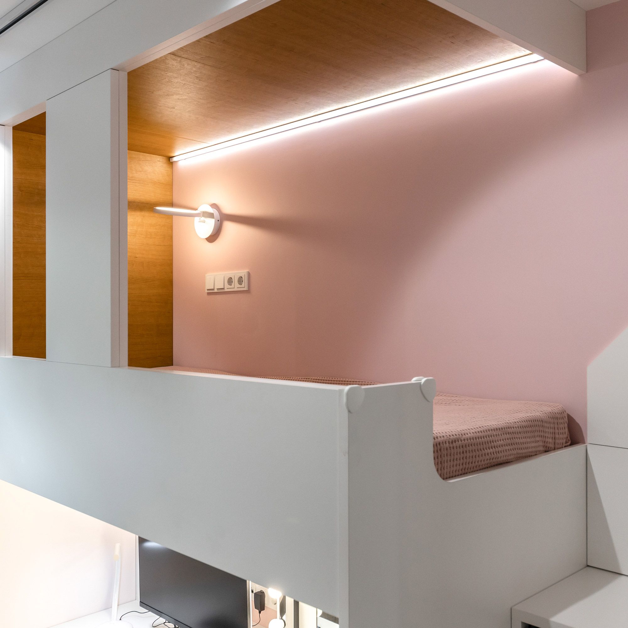 Светодиодная лента Elektrostandard LL-2-ALP009