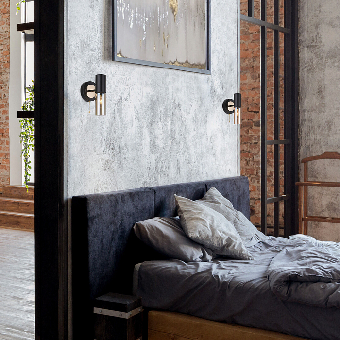 Светильник Eurosvet 70125/1 черный